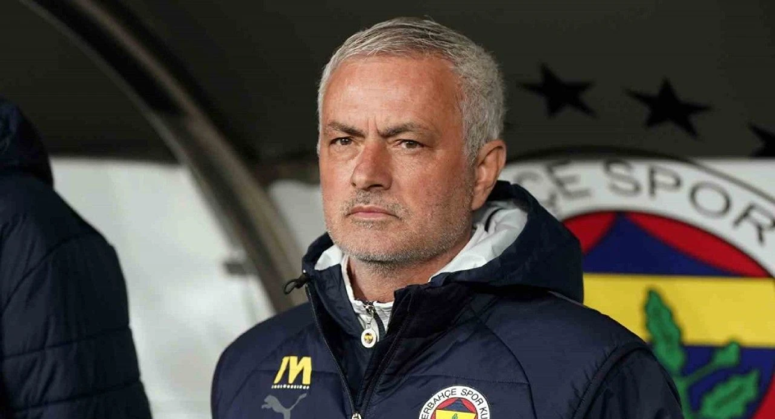 Fenerbahce Parts Ways with Jose Mourinho! Football World in Shock